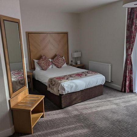 Best Western Homestead Court Hotel Welwyn Garden City Exterior foto