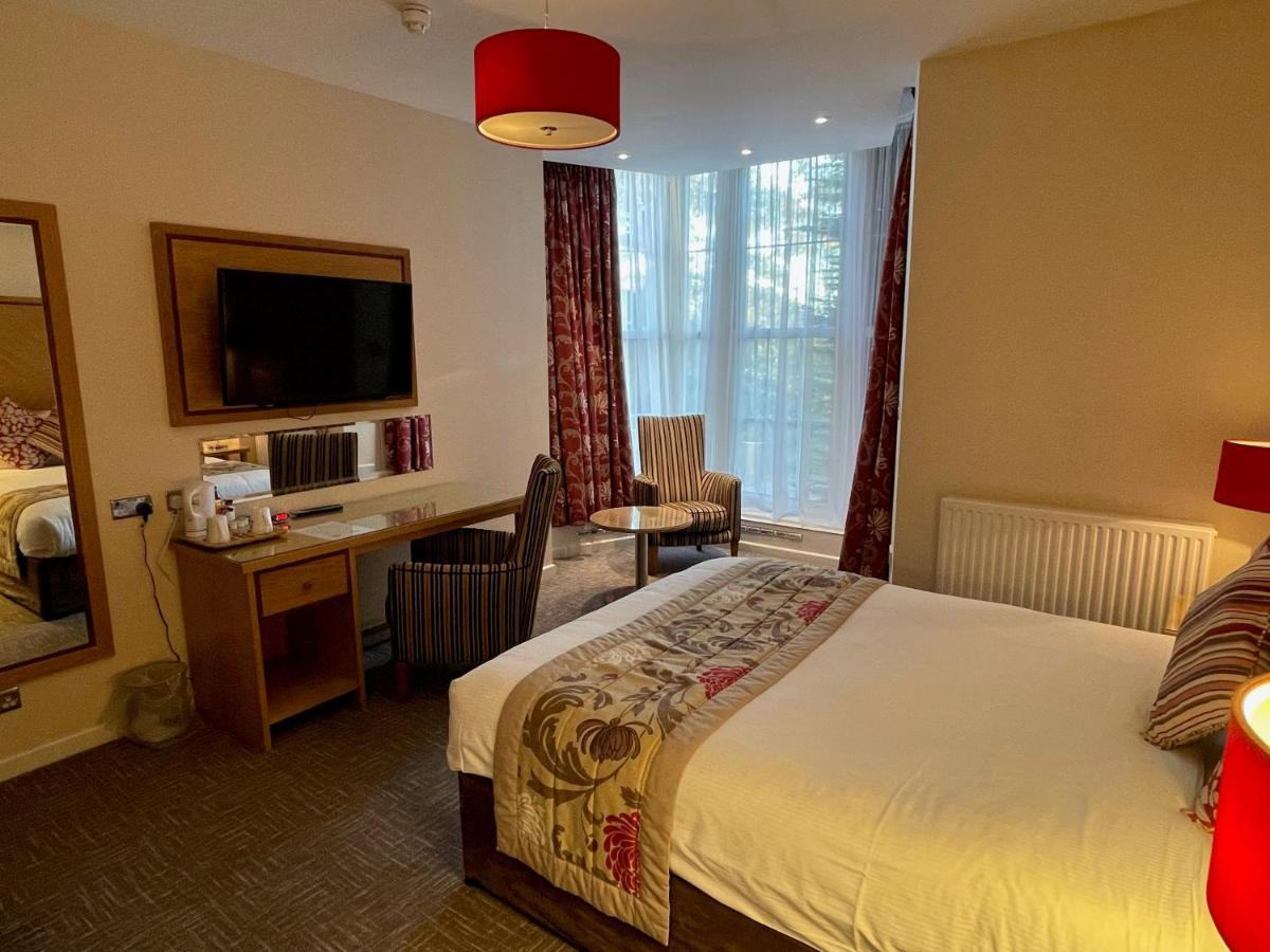 Best Western Homestead Court Hotel Welwyn Garden City Exterior foto