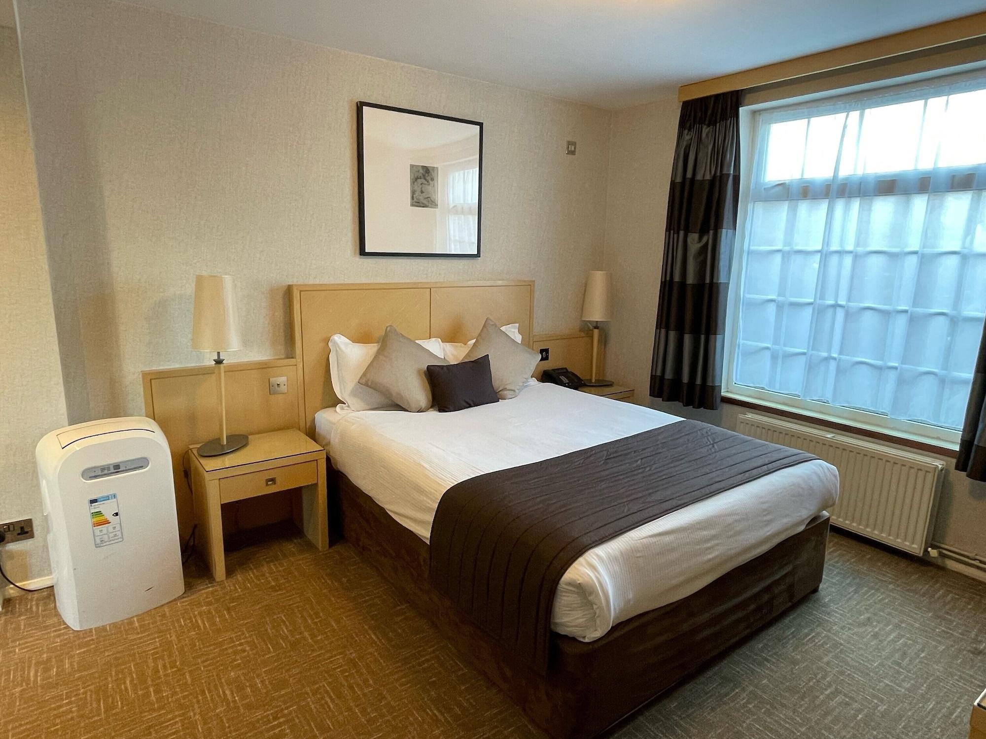 Best Western Homestead Court Hotel Welwyn Garden City Exterior foto