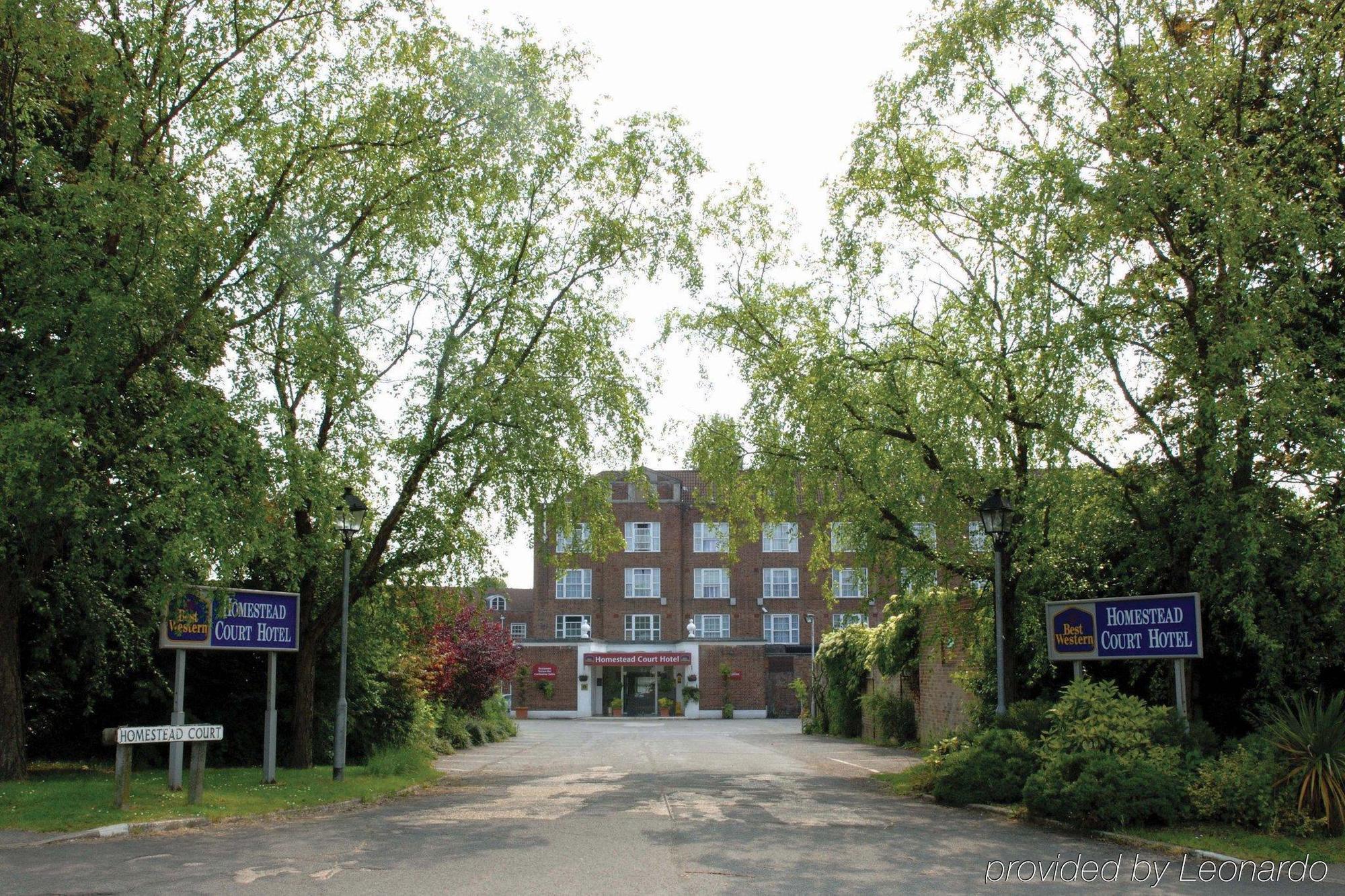 Best Western Homestead Court Hotel Welwyn Garden City Exterior foto